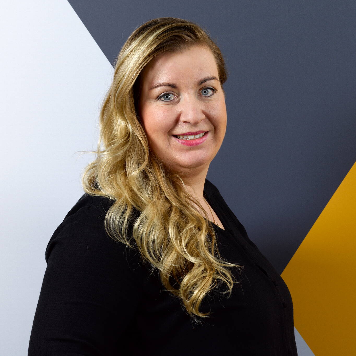 eveline_wuthrich_24.jpg eveline_wuthrich_24.jpg